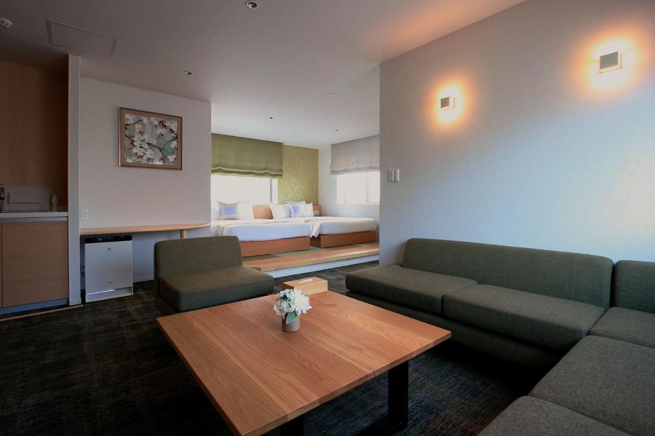 Grand Base Okayama Ekimae Aparthotel ภายนอก รูปภาพ