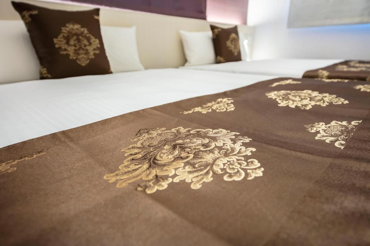 Grand Base Okayama Ekimae Aparthotel ภายนอก รูปภาพ